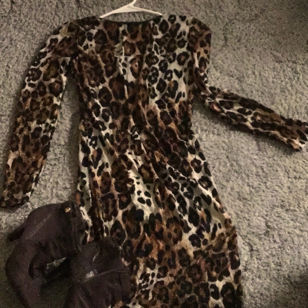 Sexxxxy dress.